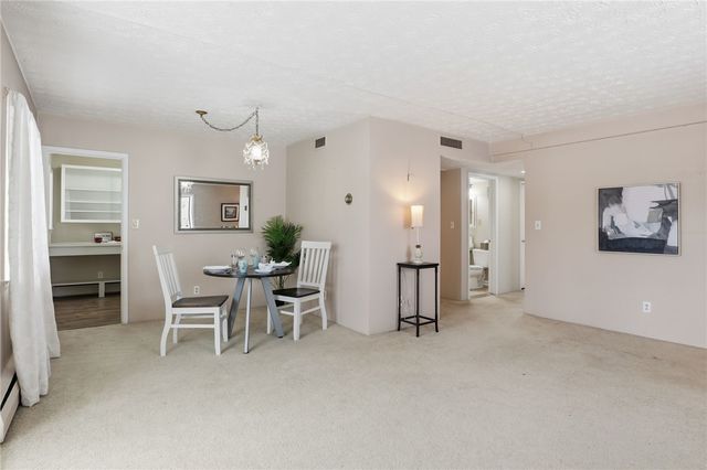 81 Lost Mountain Trail, Penfield, NY 14625