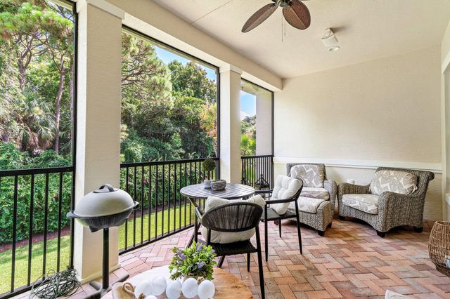 307 Chambord Terrace, Palm Beach Gardens, FL 33410