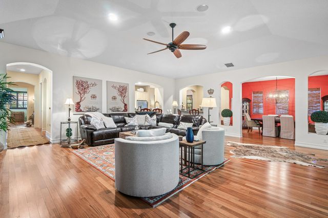 307 Chambord Terrace, Palm Beach Gardens, FL 33410