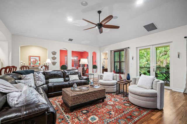 307 Chambord Terrace, Palm Beach Gardens, FL 33410