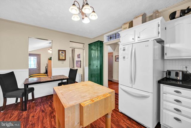 100 N LANCASTER ST, Jonestown, PA 17038