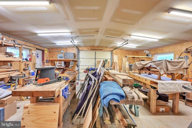 100 N LANCASTER ST, Jonestown, PA 17038