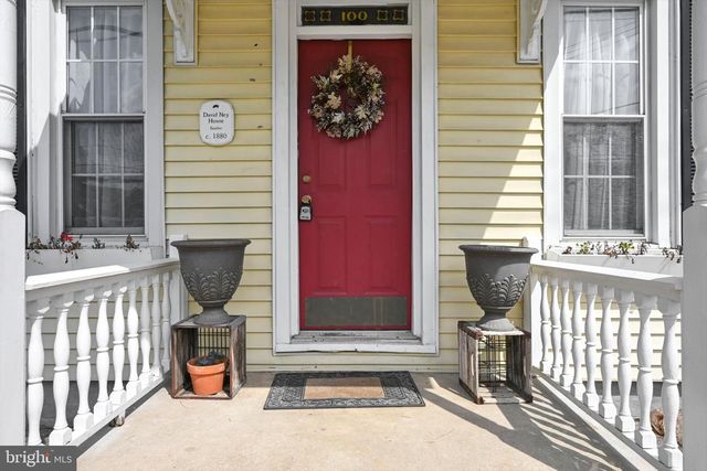 100 N LANCASTER ST, Jonestown, PA 17038