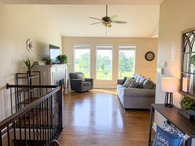 14115 Amanda Lane, Basehor, KS 66007