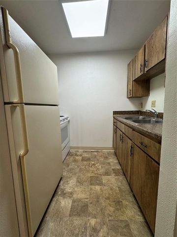 2452 ENTERPRISE ROAD 23, Clearwater, FL 33763