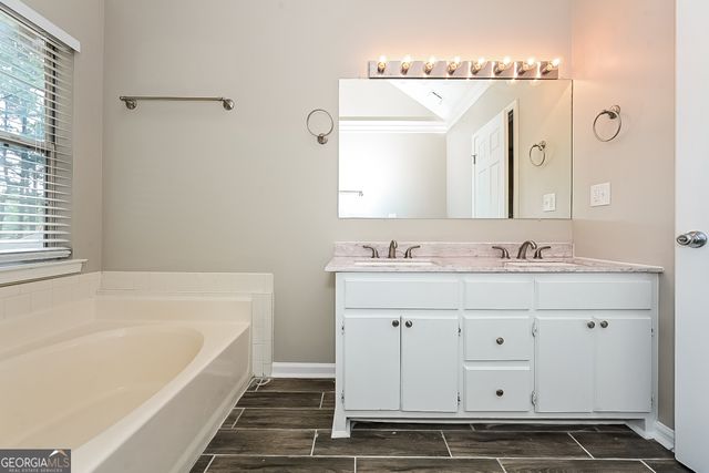 176 Pine Branch Drive, Stockbridge, GA 30281