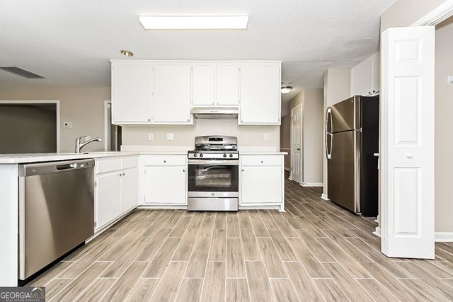 176 Pine Branch Drive, Stockbridge, GA 30281