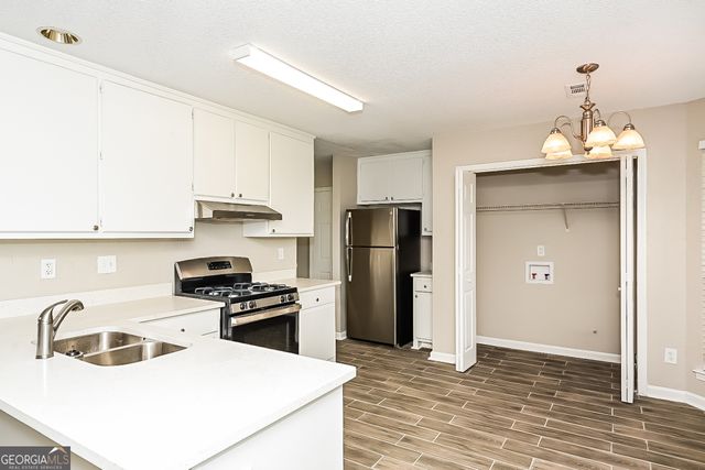 176 Pine Branch Drive, Stockbridge, GA 30281