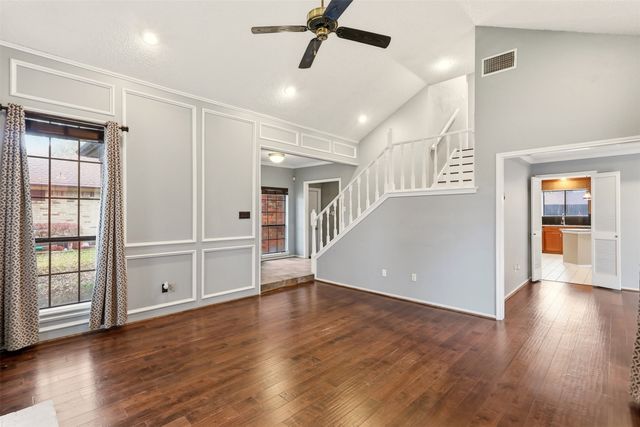 321 Hunters Creek Drive, Mesquite, TX 75150