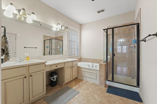 6817 Lake Meadow Lane, Sachse, TX 75048