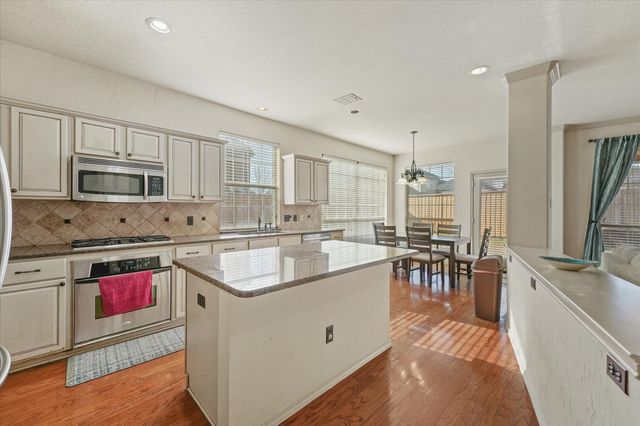 6817 Lake Meadow Lane, Sachse, TX 75048