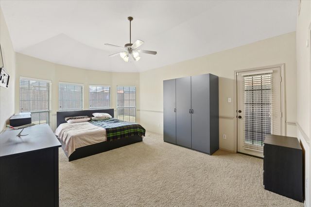 6817 Lake Meadow Lane, Sachse, TX 75048