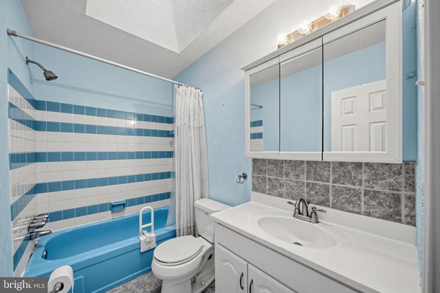 8664 JACKSON ST, Philadelphia, PA 19136