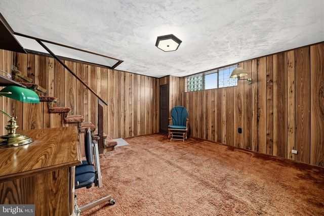 8664 JACKSON ST, Philadelphia, PA 19136