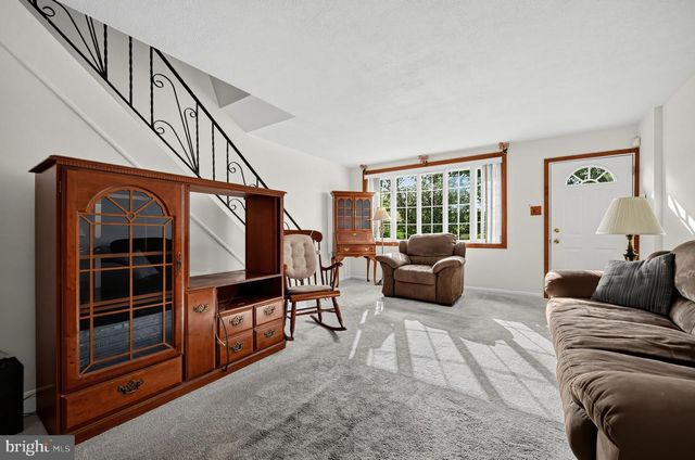 8664 JACKSON ST, Philadelphia, PA 19136