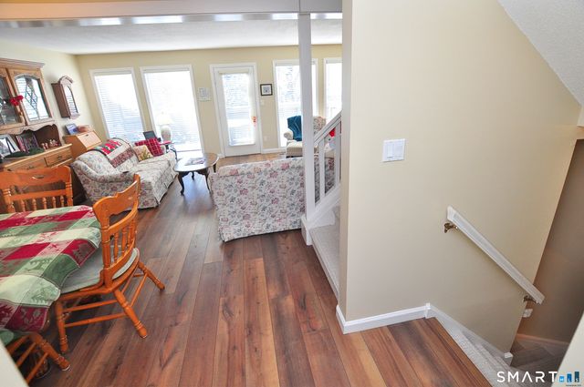 76 Farview Commons, Southbury, CT 06488