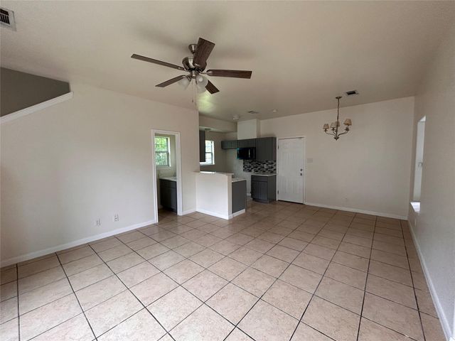6841 Larkstone Street B, Houston, TX 77028