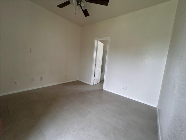 6841 Larkstone Street B, Houston, TX 77028