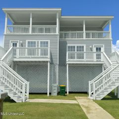 321 Lac Bleu Avenue, A, Pass Christian, MS 39571