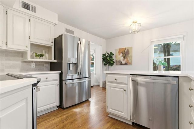 4720 Windsor Street, Roeland Park, KS 66205