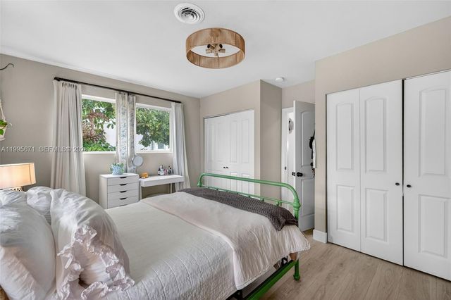 4525 NE 21st Ave 1, Fort Lauderdale, FL 33308