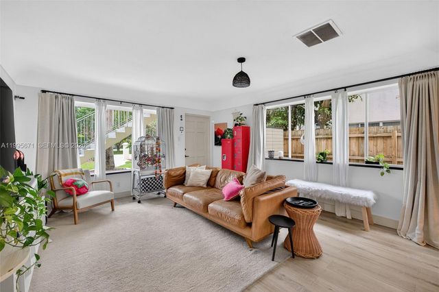 4525 NE 21st Ave 1, Fort Lauderdale, FL 33308