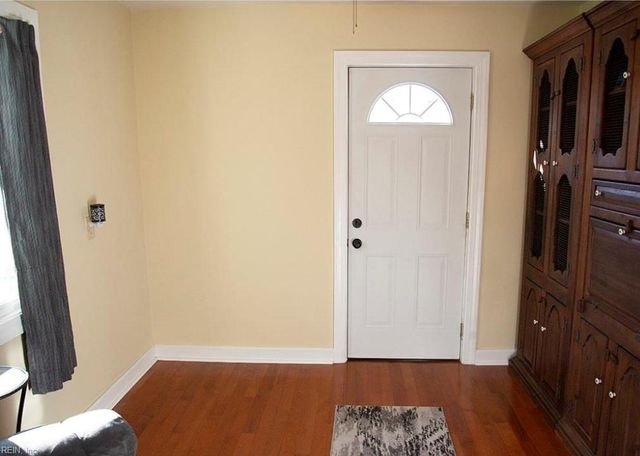 9517 Warwick AVE, Norfolk, VA 23503