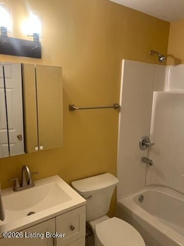 9113 Lantana Dr, Louisville, KY 40229