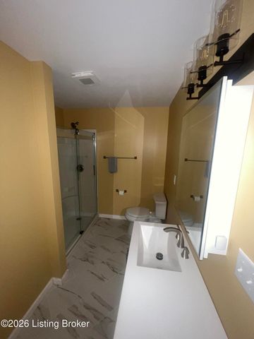 9113 Lantana Dr, Louisville, KY 40229