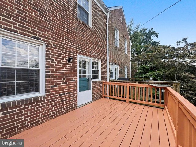 210 STEVENSON LN, Baltimore, MD 21212