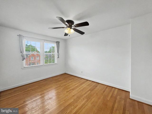 210 STEVENSON LN, Baltimore, MD 21212