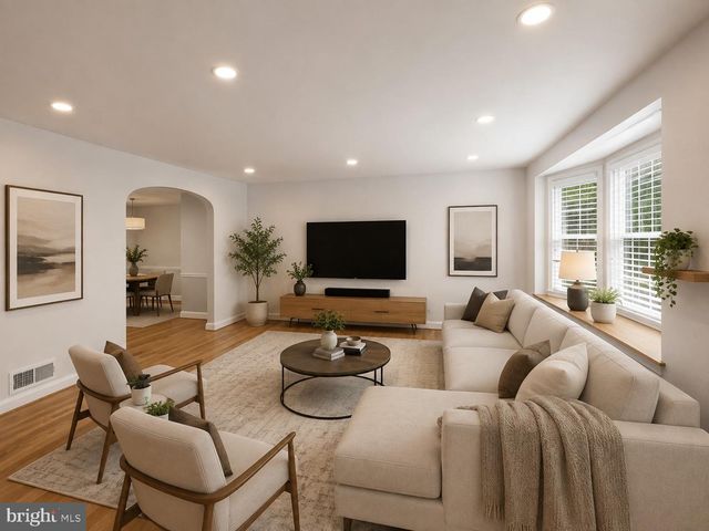 210 STEVENSON LN, Baltimore, MD 21212