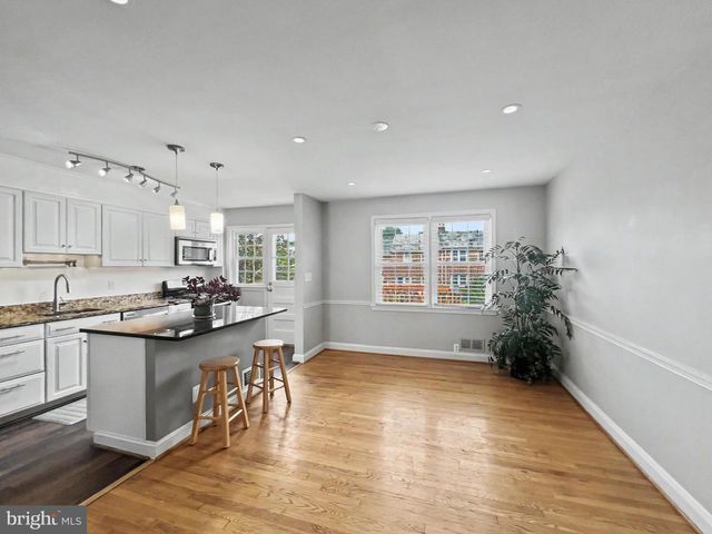210 STEVENSON LN, Baltimore, MD 21212