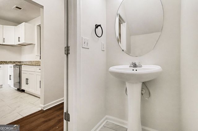 2330 Bigwood Trail, Atlanta, GA 30349