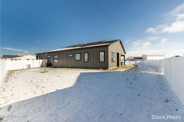 6364 W FREHLEY WAY, Rathdrum, ID 83858