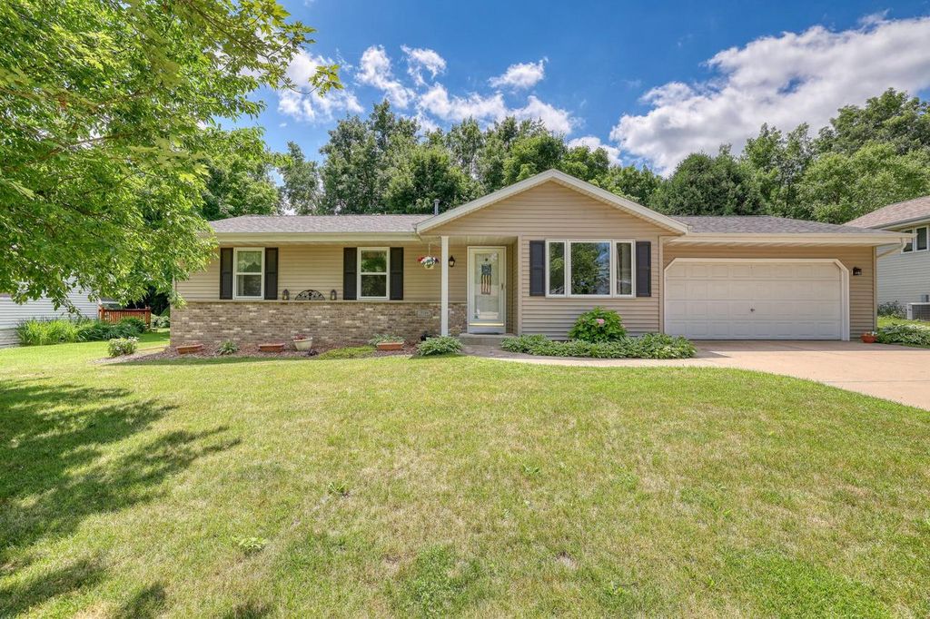 N164W20145 Juniper STREET, Jackson, WI 53037