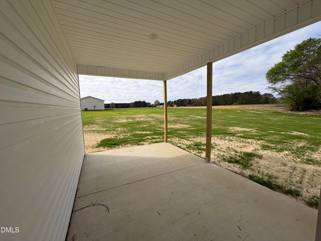 253 Jacobs Ridge Drive, Four Oaks, NC 27524