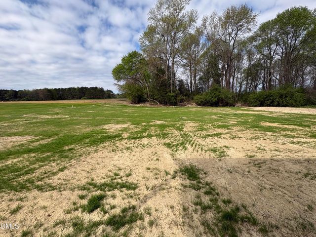 253 Jacobs Ridge Drive, Four Oaks, NC 27524