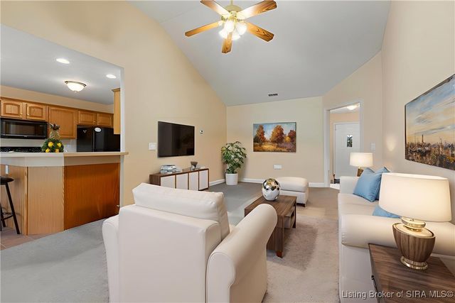 807 S Indiana Avenue 5, Sellersburg, IN 47172