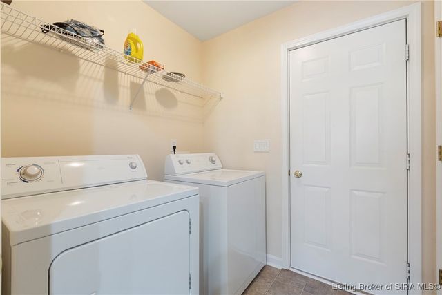 807 S Indiana Avenue 5, Sellersburg, IN 47172