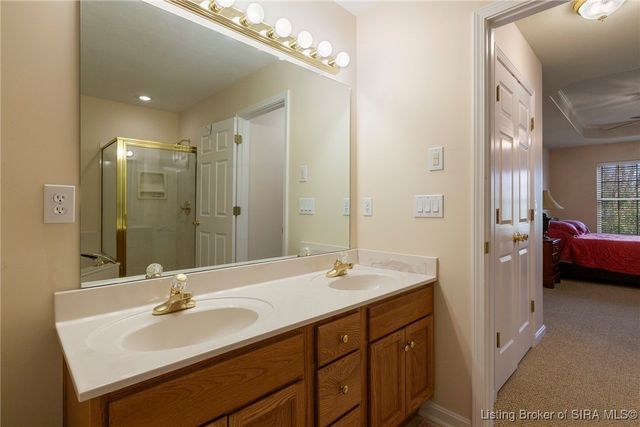 807 S Indiana Avenue 5, Sellersburg, IN 47172