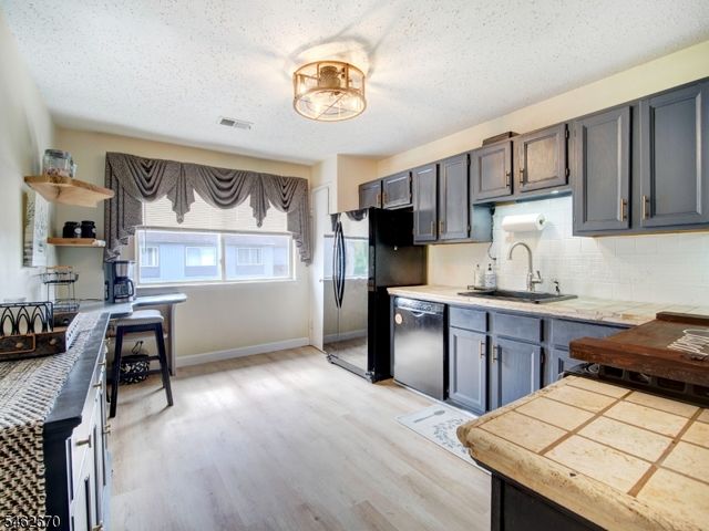 196 Drake Ln 196, Roxbury Twp., NJ 07852