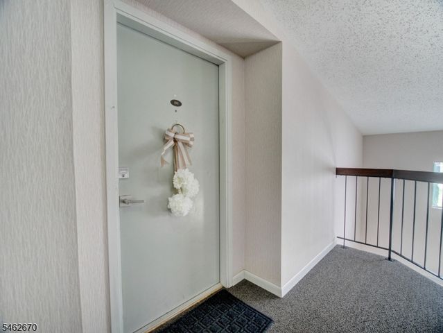 196 Drake Ln 196, Roxbury Twp., NJ 07852