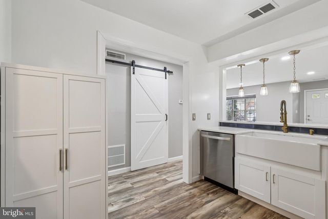 165 WYNDHAM PL, Robbinsville, NJ 08691