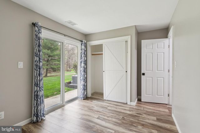 165 WYNDHAM PL, Robbinsville, NJ 08691