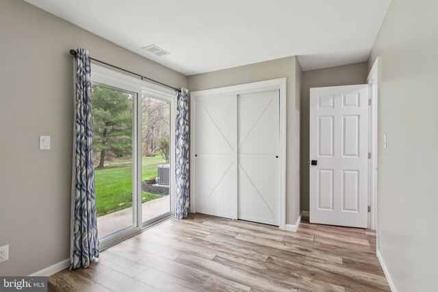 165 WYNDHAM PL, Robbinsville, NJ 08691