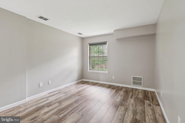 165 WYNDHAM PL, Robbinsville, NJ 08691