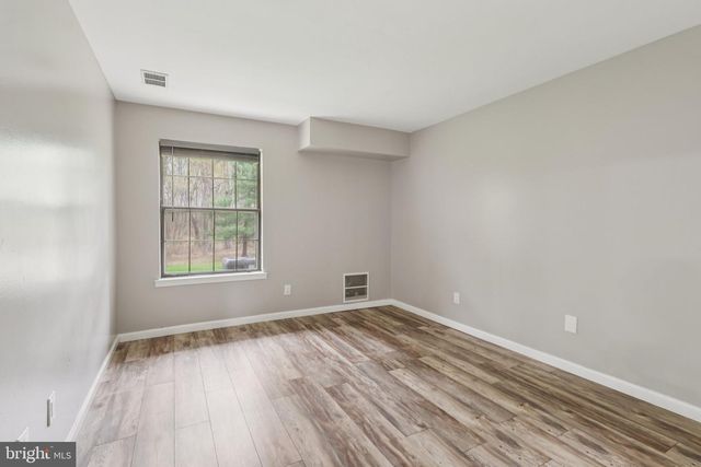 165 WYNDHAM PL, Robbinsville, NJ 08691