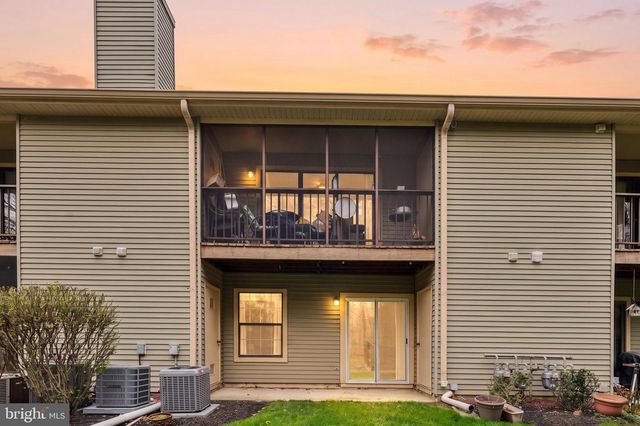 165 WYNDHAM PL, Robbinsville, NJ 08691