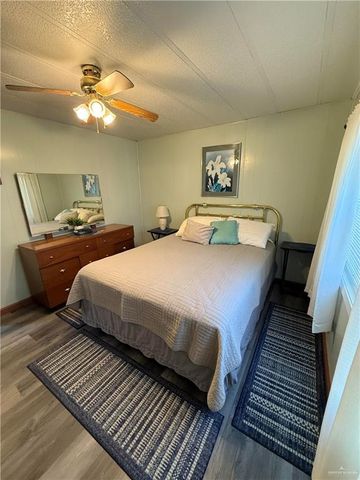 210 Hub Drive, Mission, TX 78574